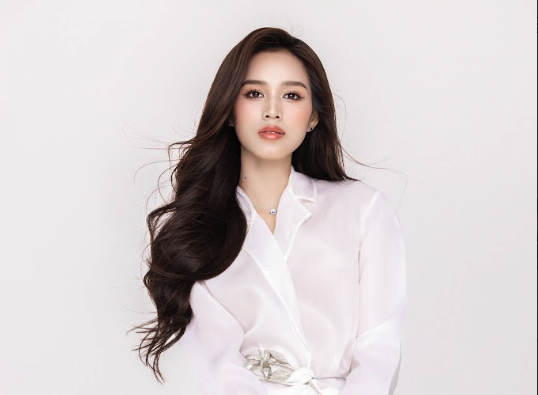 Hoa hậu Đỗ Thị Hà muốn làm đại gia của chính mình