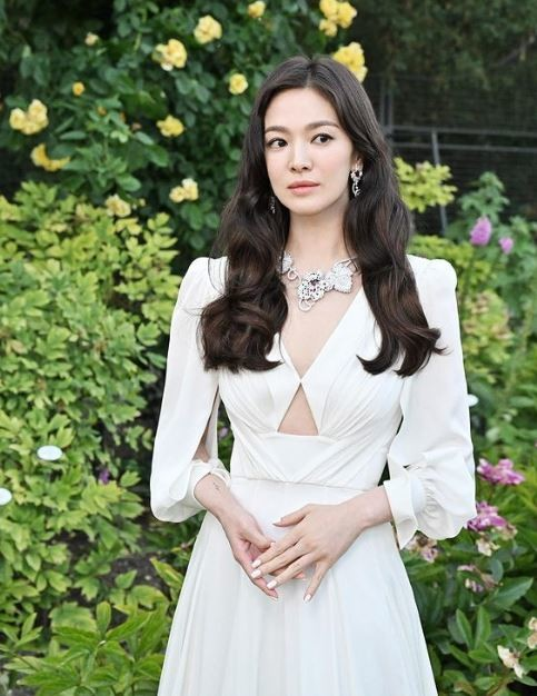 Song Hye-kyo: &ldquo;Hạnh ph&uacute;c của mẹ l&agrave; quan trọng nhất!&rdquo; - Ảnh 4.