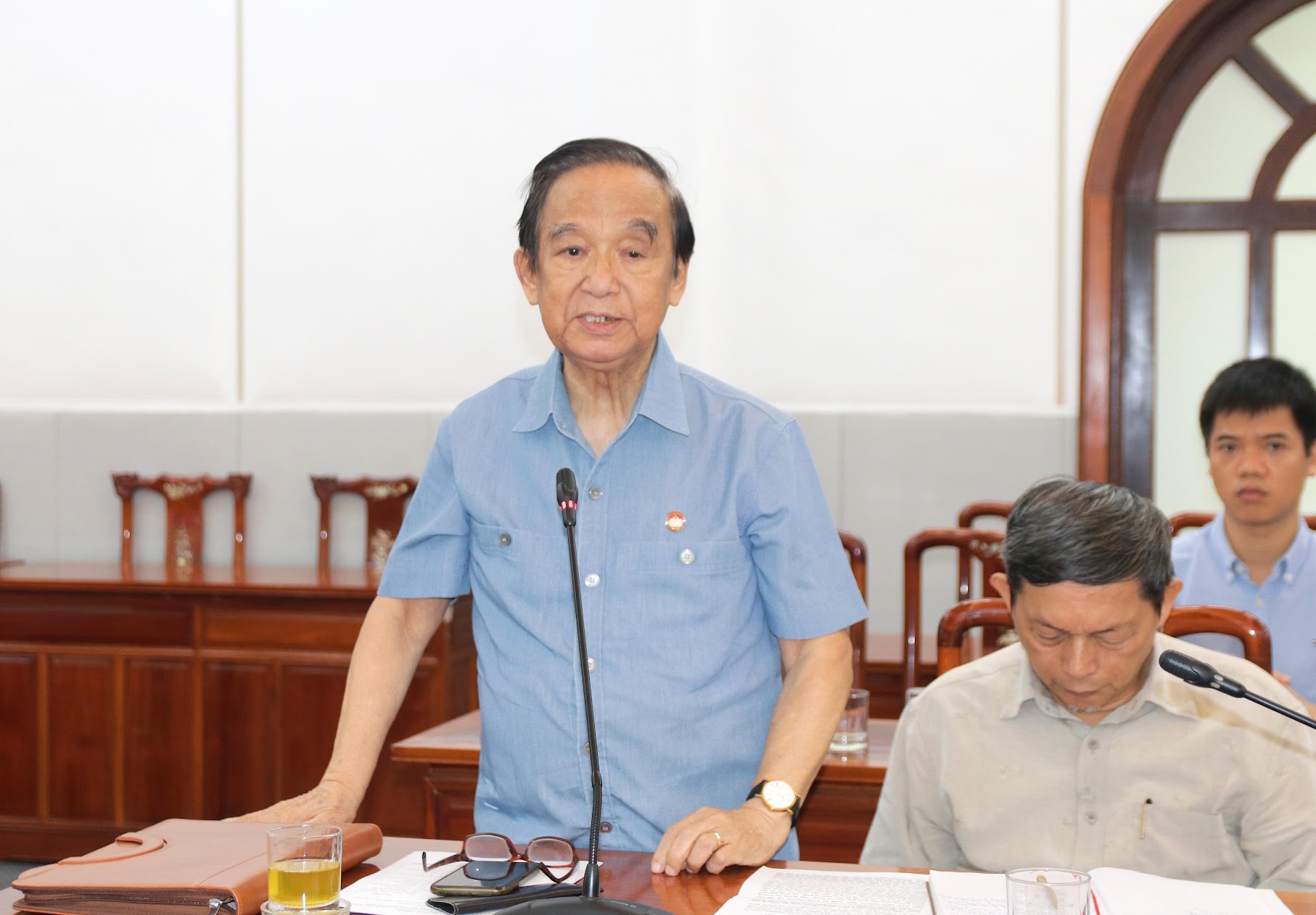 Lãng phí với sách giáo khoa đổi mới