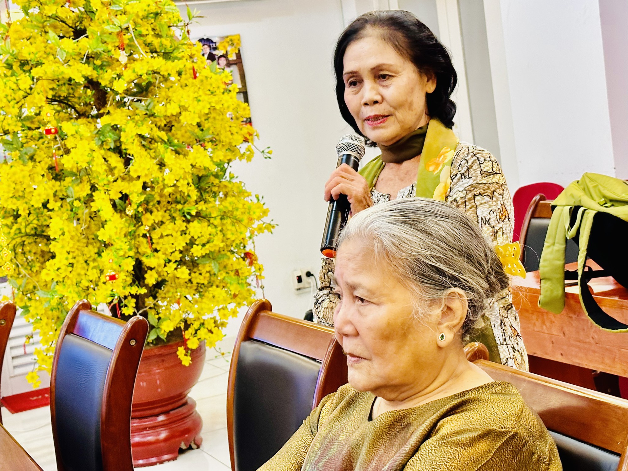 Nghệ sĩ họp mặt chuẩn bị ra mắt bộ phim &ldquo;H&agrave;nh tr&igrave;nh Đo&agrave;n cải lương Nam Bộ&rdquo; - Ảnh 4.