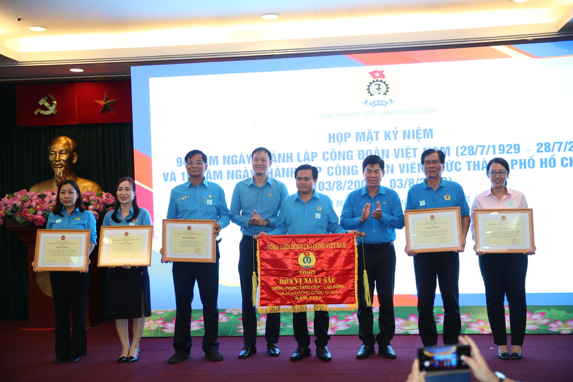 C&ocirc;ng đo&agrave;n Vi&ecirc;n chức TP HCM: Tăng cường chăm lo, hỗ trợ đo&agrave;n vi&ecirc;n - Ảnh 4.