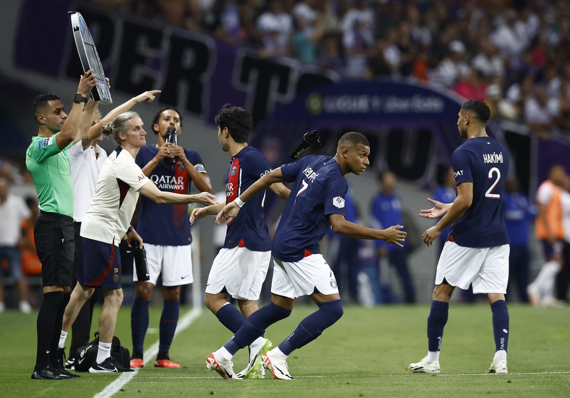 Mbappe ghi b&agrave;n, PSG vẫn chưa thể gi&agrave;nh chiến thắng đầu ti&ecirc;n trong m&ugrave;a giải mới - Ảnh 1.