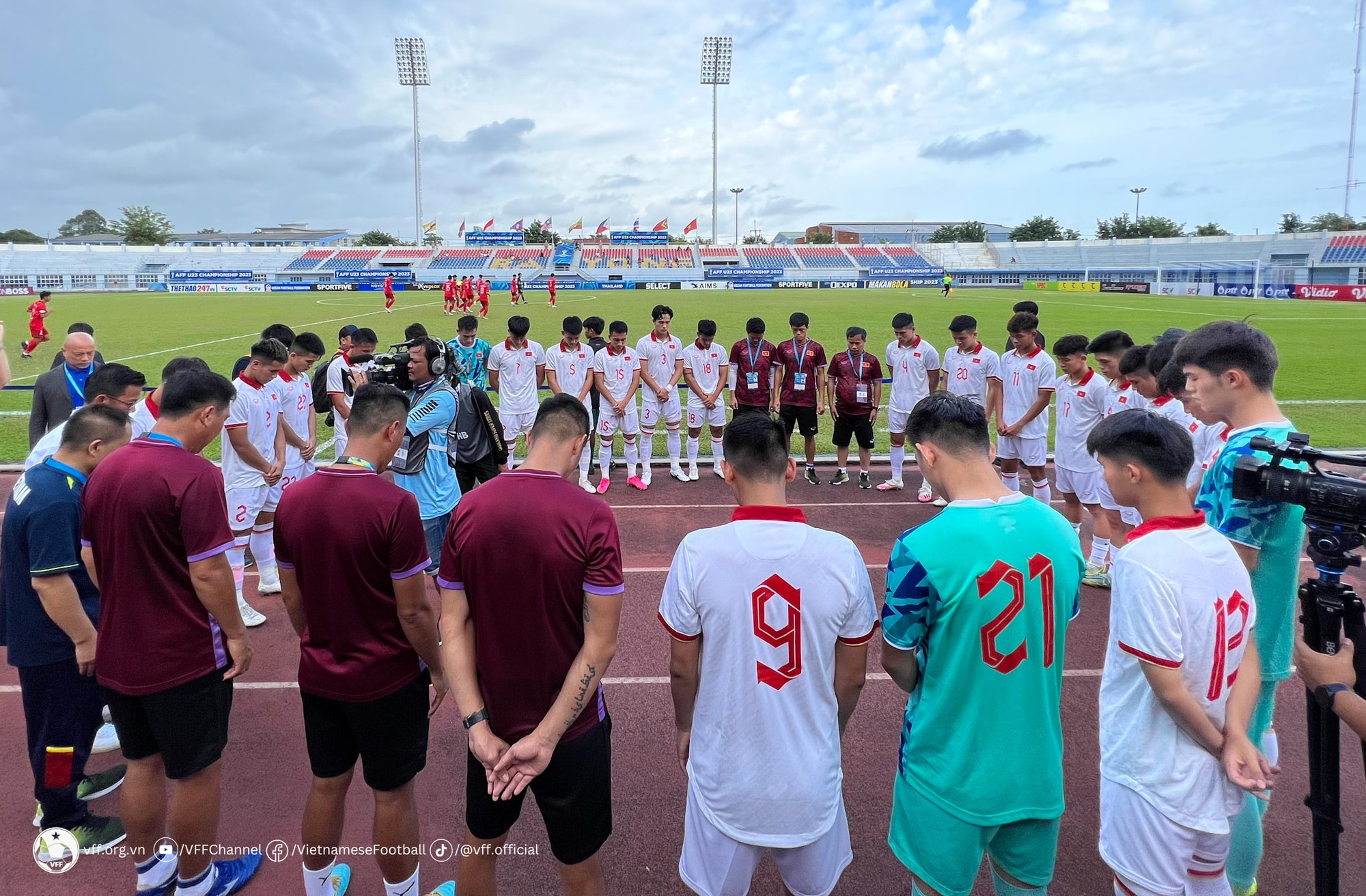 Vượt qua L&agrave;o, U23 Việt Nam rộng cửa v&agrave;o b&aacute;n kết Giải U23 Đ&ocirc;ng Nam &Aacute; 2023 - Ảnh 2.