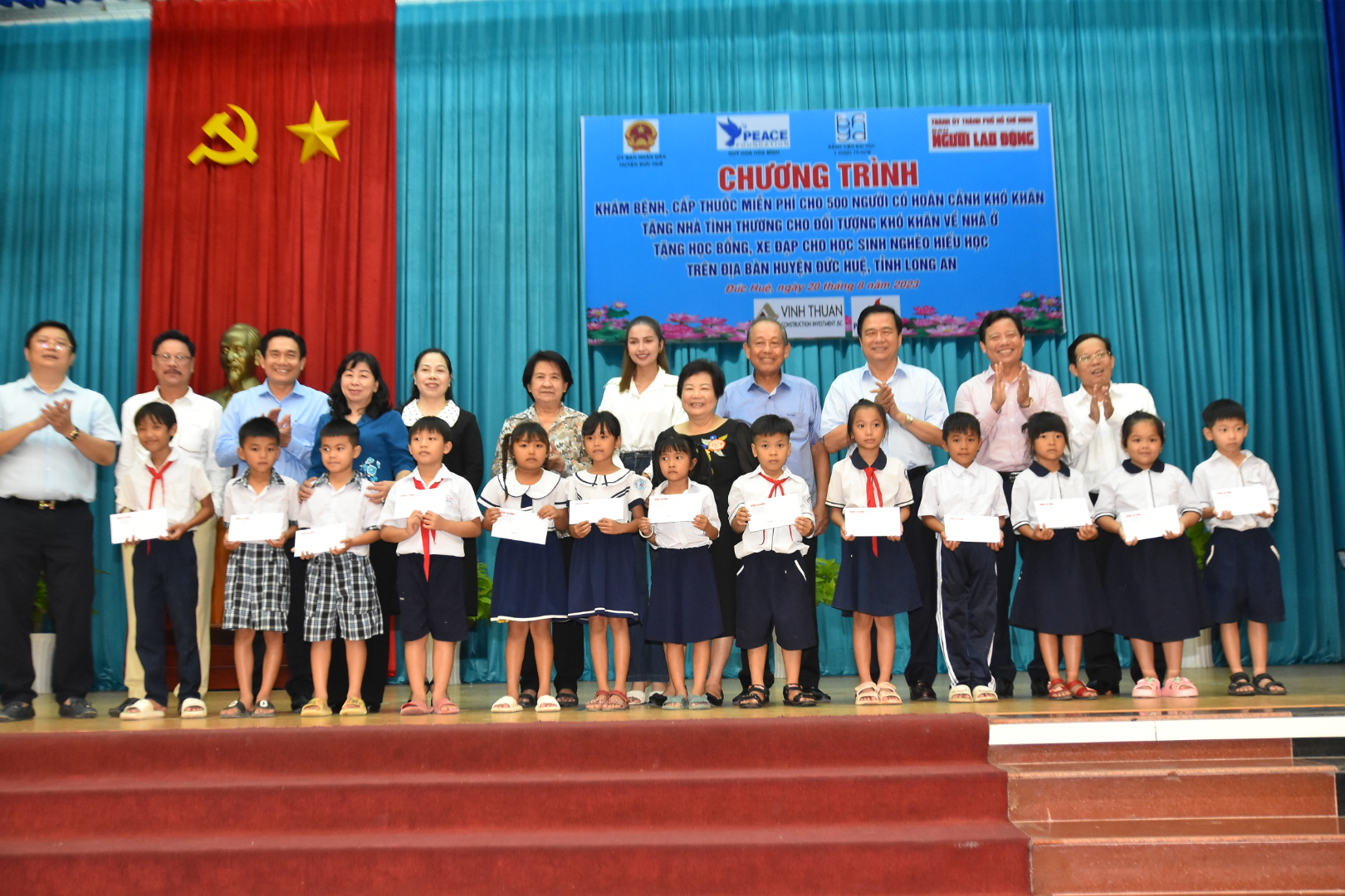 Nhiều hoạt động ý nghĩa tại huyện biên giới