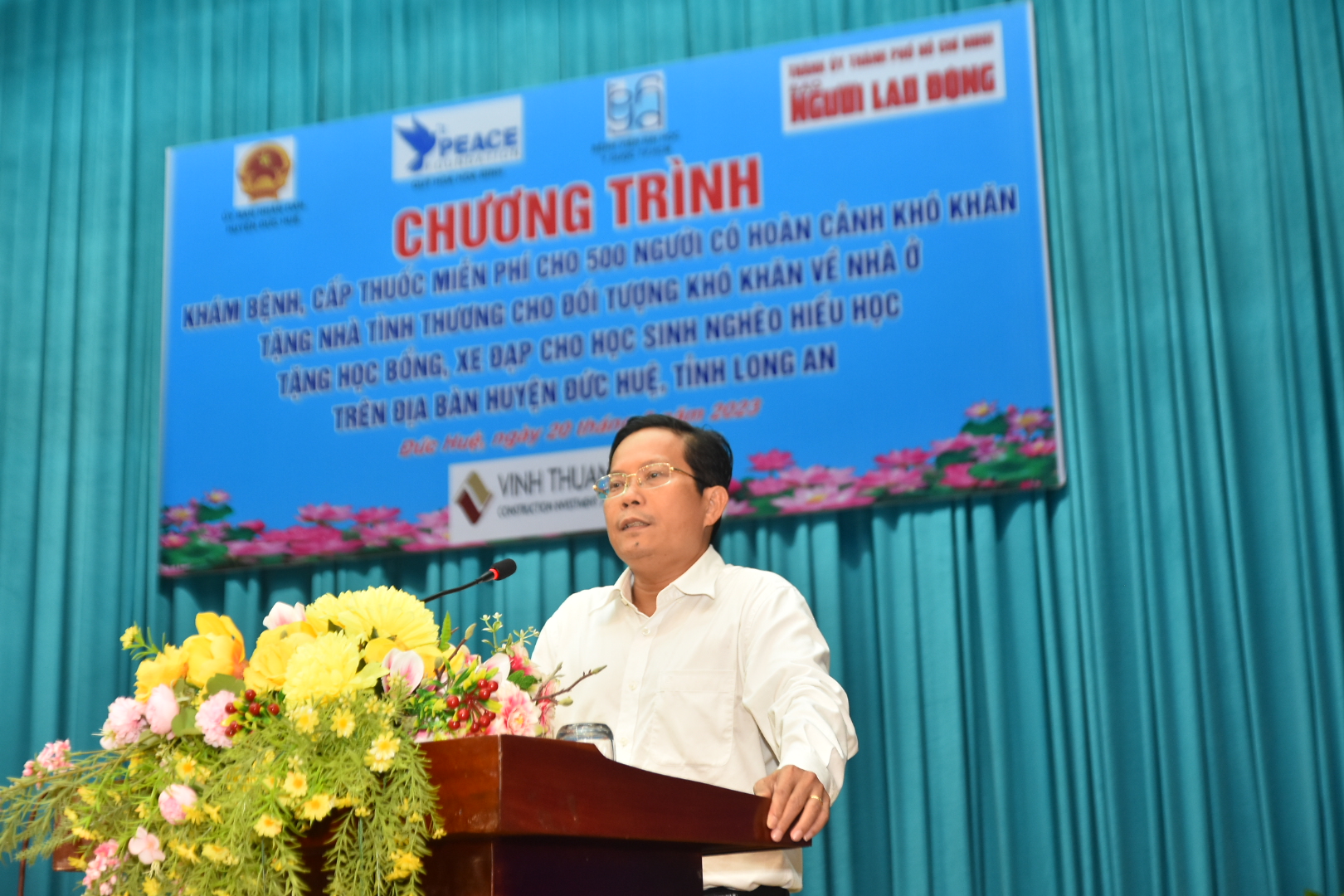 Nhiều hoạt động ý nghĩa tại huyện biên giới - Ảnh 4.