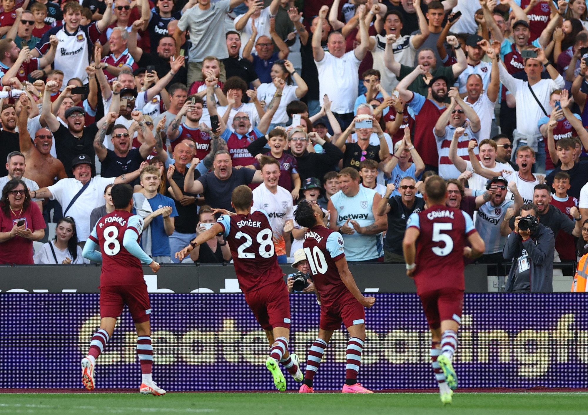 Chelsea thua sốc West Ham, 2 bom tấn 100 triệu bảng gặp thảm họa - Ảnh 9.