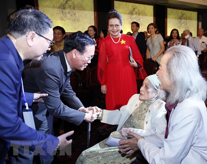 Chủ tịch nước dự Chương tr&igrave;nh nghệ thuật kỷ niệm 100 năm ng&agrave;y sinh nhạc sĩ Văn Cao - Ảnh 2.