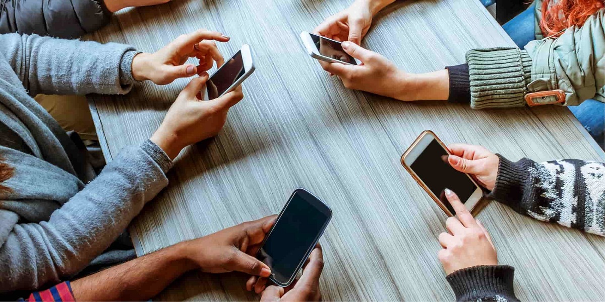 Hạn chế trẻ dùng smartphone