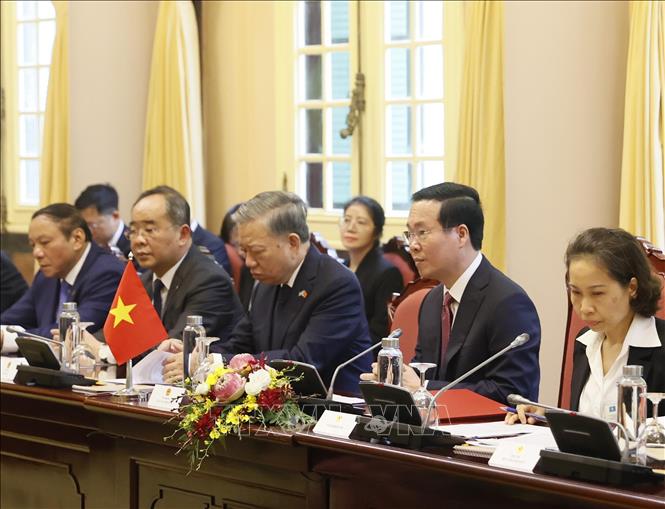 Chủ tịch nước V&otilde; Văn Thưởng nồng ấm bắt tay đ&oacute;n Tổng thống Kazakhstan - Ảnh 12.