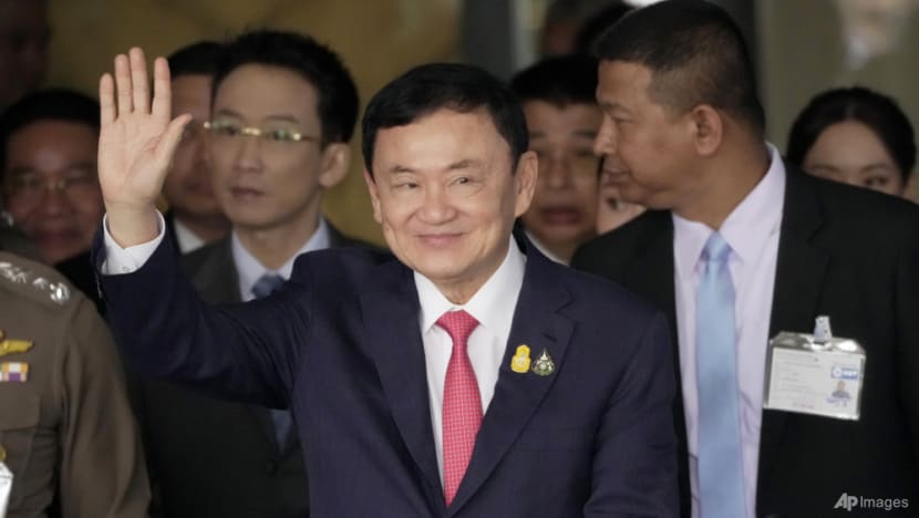 Vừa về nước, cựu Thủ tướng Thaksin Shinawatra bị kết án 8 năm tù