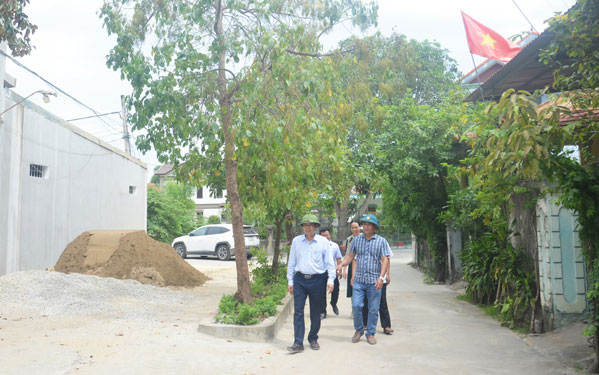 Hiến đất, biến hẻm th&agrave;nh đường - Ảnh 1.