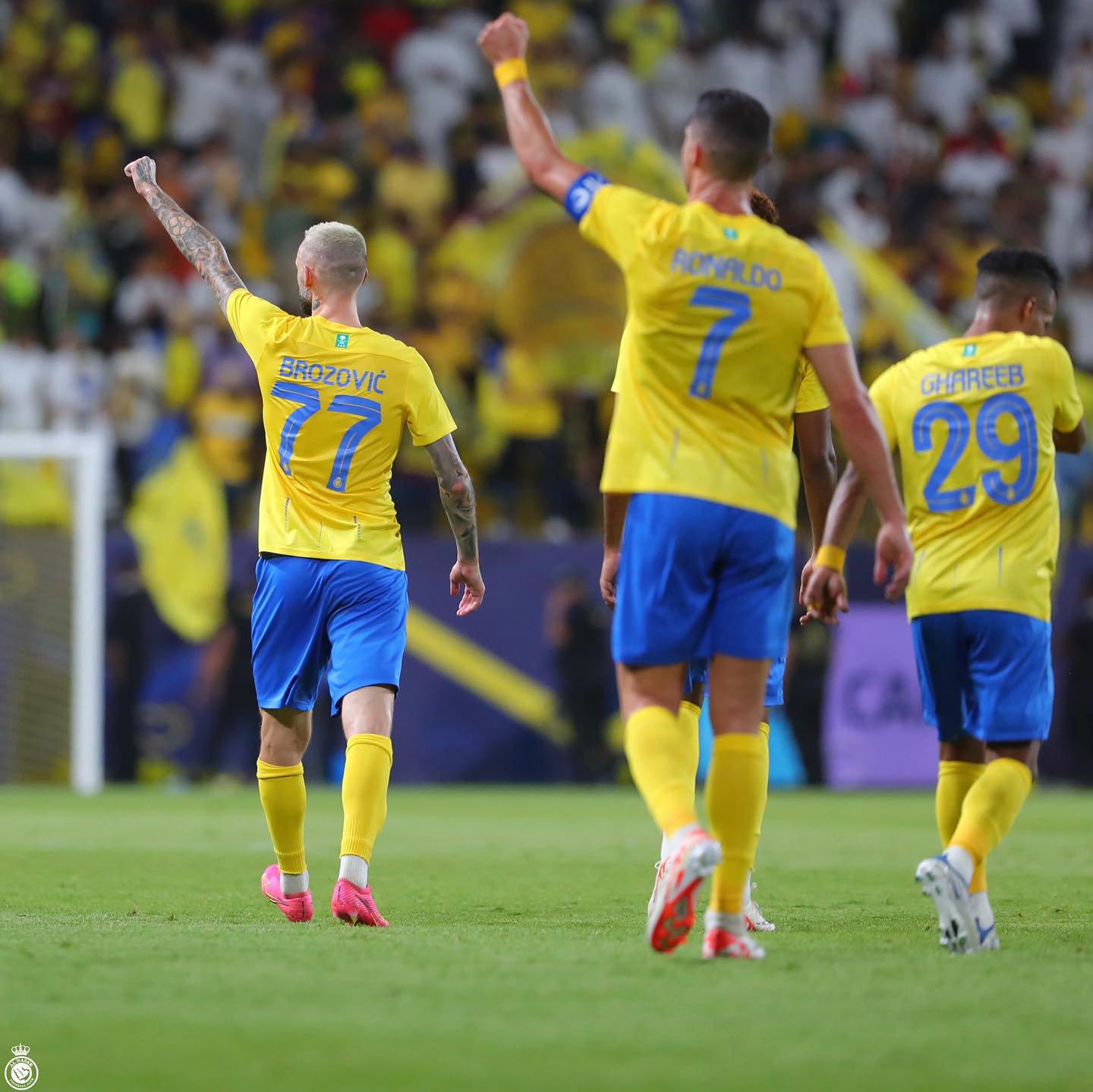 Ronaldo h&eacute;t v&agrave;o mặt trọng t&agrave;i, Al-Nassr ngược d&ograve;ng gi&agrave;nh v&eacute; v&agrave;o v&ograve;ng bảng AFC Champions League - Ảnh 4.