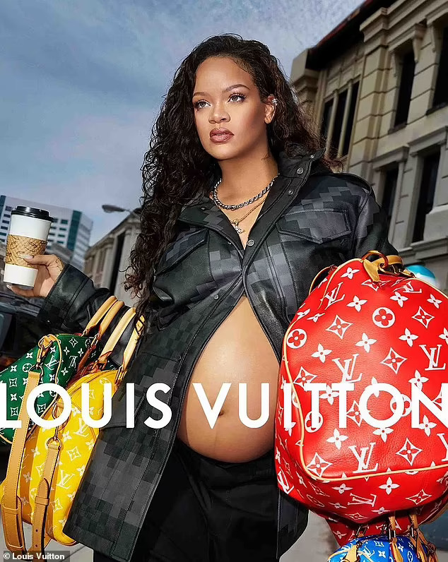 Rihanna b&iacute; mật hạ sinh con thứ hai - Ảnh 1.