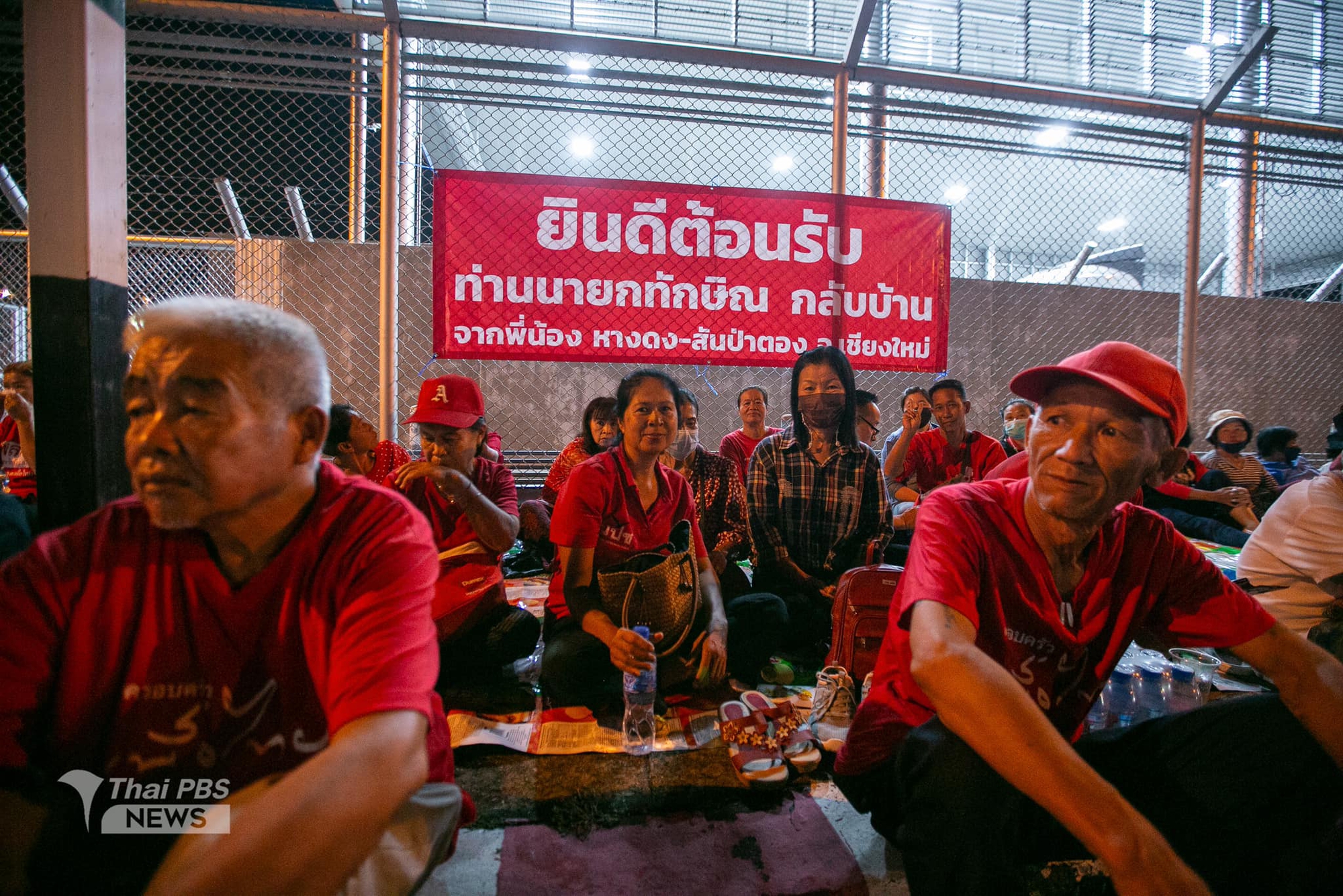 CLIP: Cựu Thủ tướng Thaksin Shinawatra về tới Thái Lan - Ảnh 11.