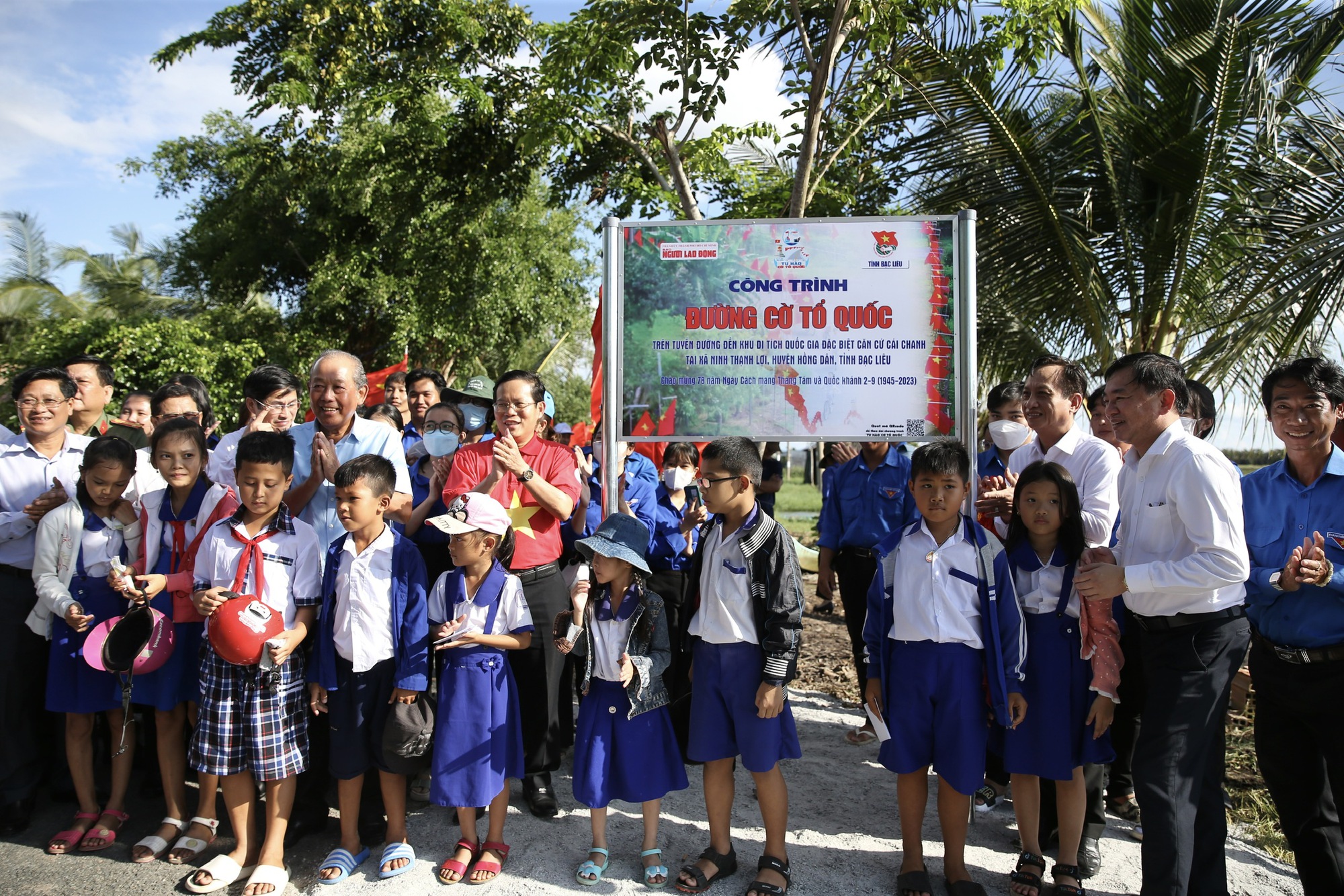 Khánh thành "Đường cờ Tổ quốc" dài 25 km ở Bạc Liêu