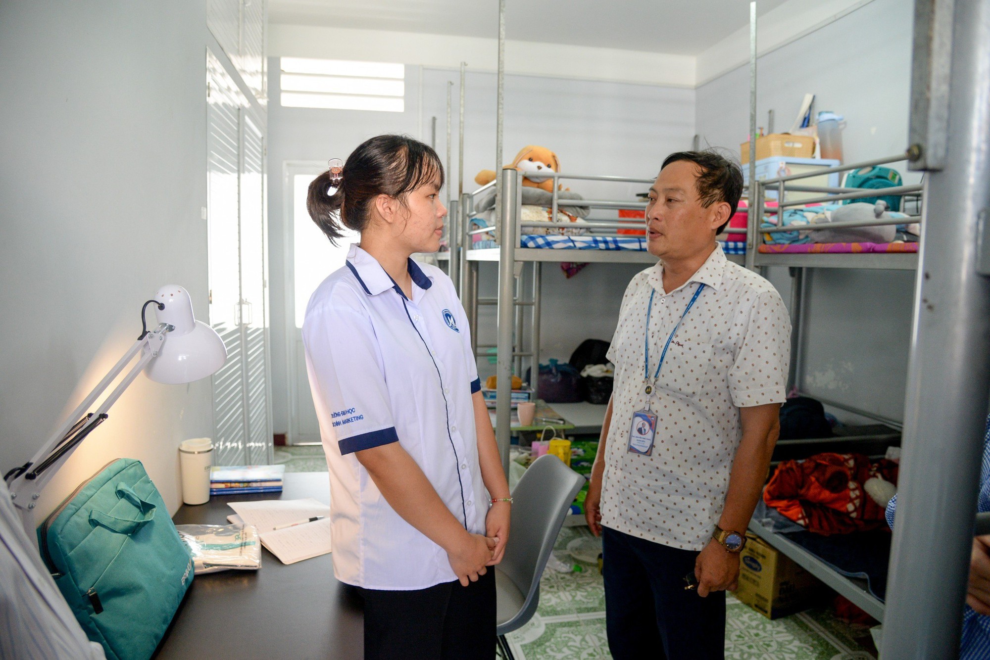 Sinh vi&ecirc;n d&agrave;n trận để t&igrave;m trọ online - Ảnh 9.