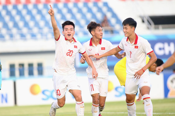 U23 Việt Nam thể hiện bản lĩnh nhà vô địch