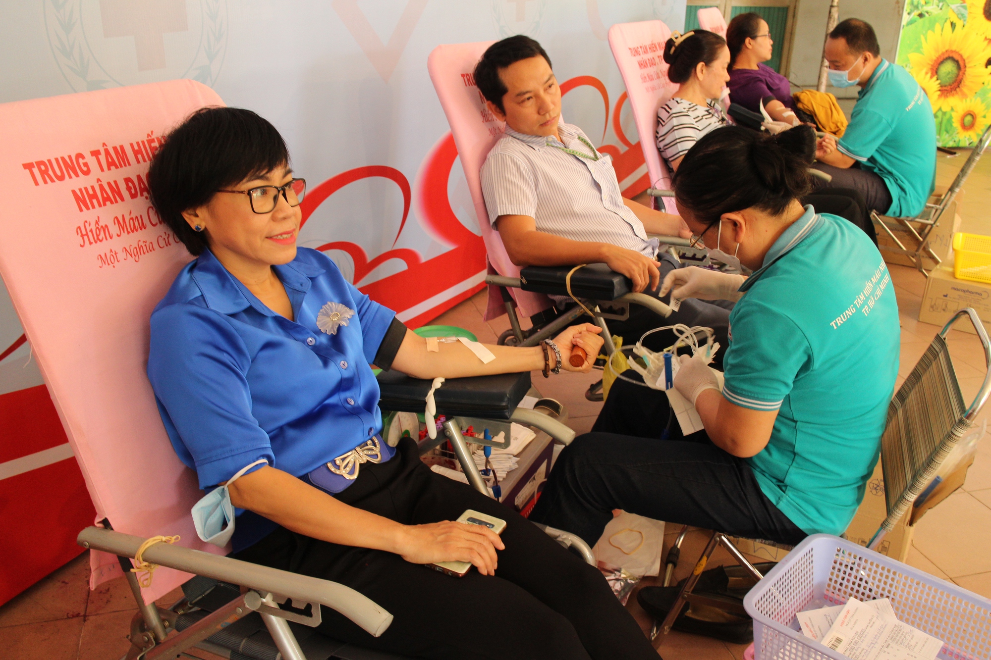 Lan tỏa chương trình hiến máu "Một giọt máu - triệu tấm lòng"