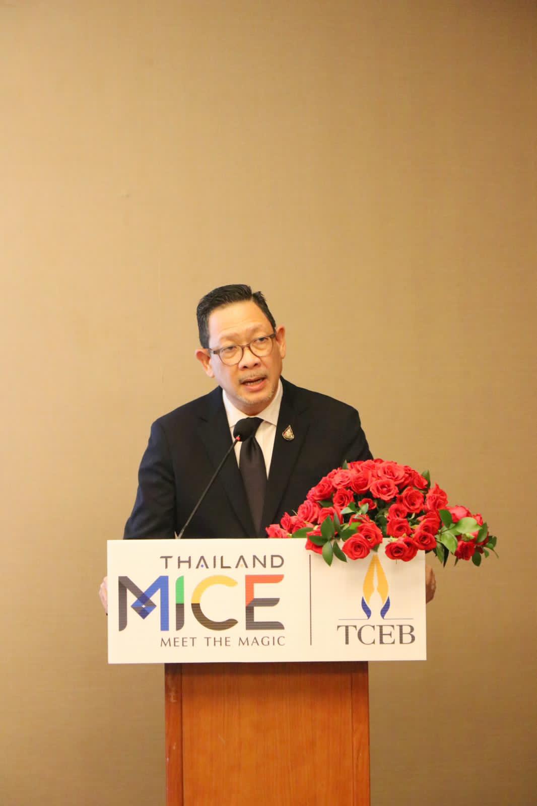 Bất ngờ với lượng khách du lịch Việt Nam sang Thái Lan - Ảnh 1.