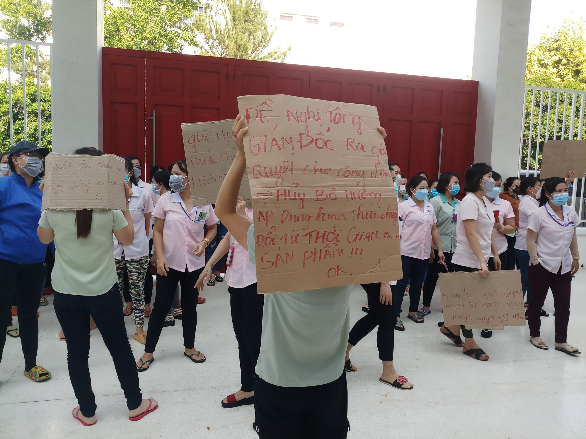 C&ocirc;ng ty TNHH Nobland Việt Nam tạm dừng phương &aacute;n cắt giảm hơn 600 lao động - Ảnh 3.