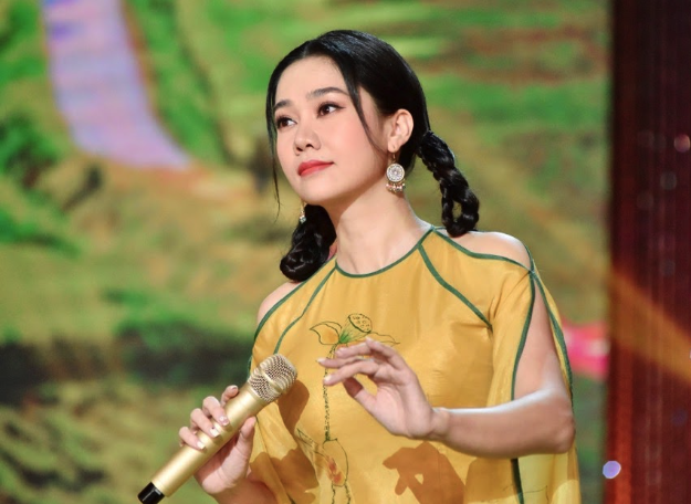 Đặng Hồng Nhung gây xúc động với "Lời ru quê mẹ''