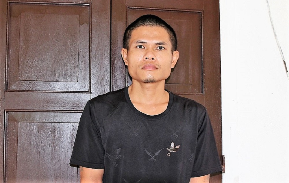 Đổ xăng đốt xe ôtô của người phụ nữ để giải tỏa tâm lý