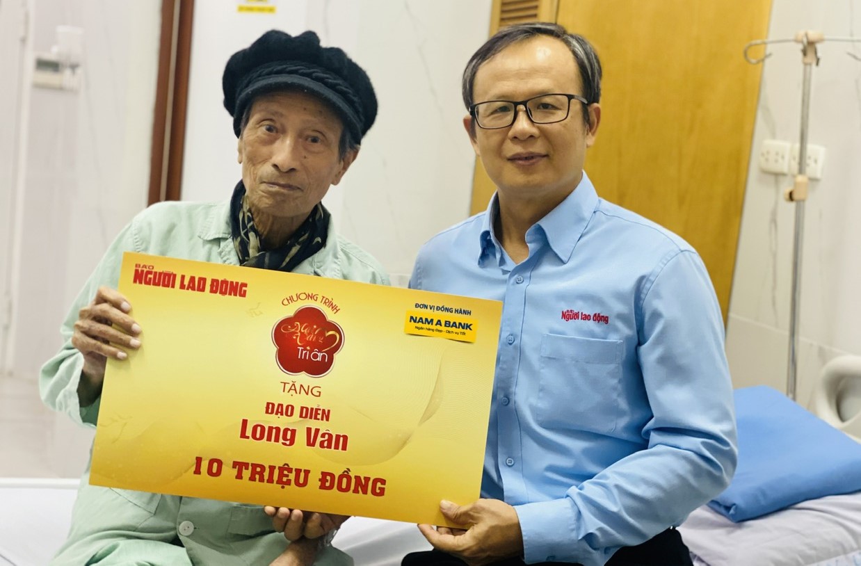 "Mai vàng tri ân" thăm đạo diễn "Biệt động Sài Gòn"