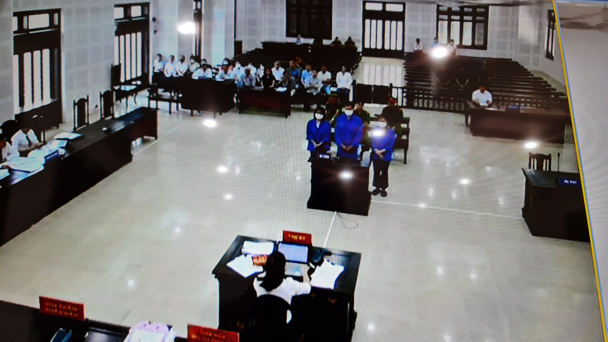 Cựu Giám đốc CDC Đà Nẵng: “Bị cáo Nhàn và Chi là cán bộ có năng lực, thực sự là người tốt”