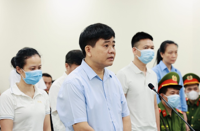 Cựu chủ tịch Hà Nội Nguyễn Đức Chung nói "rất buồn vì bị khởi tố liên quan cây xanh"