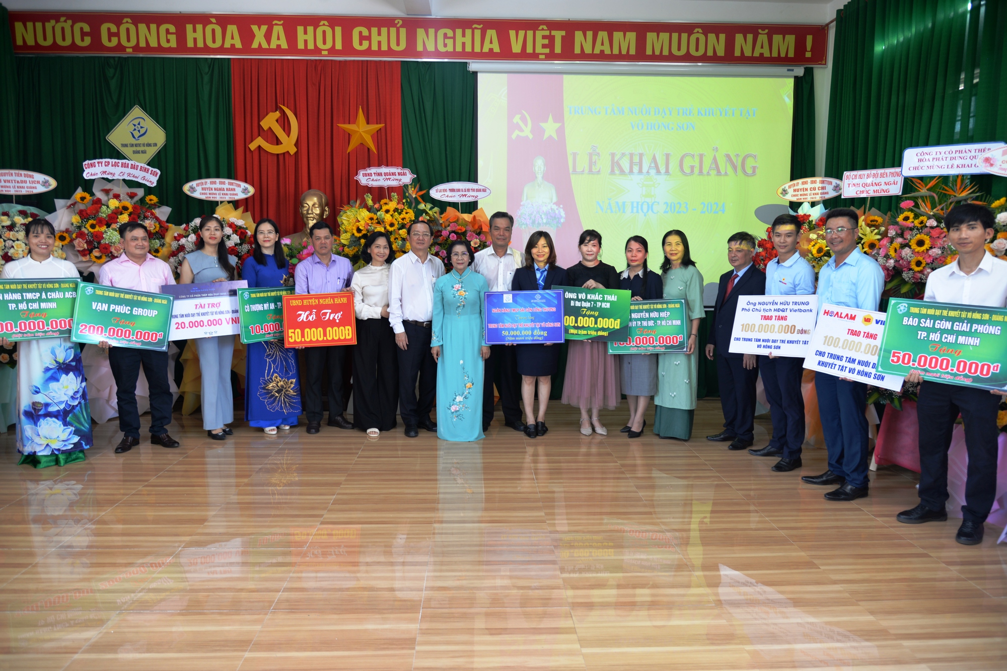 Khai giảng năm học mới tại Trung t&acirc;m Nu&ocirc;i dạy trẻ khuyết tật V&otilde; Hồng Sơn - Ảnh 5.