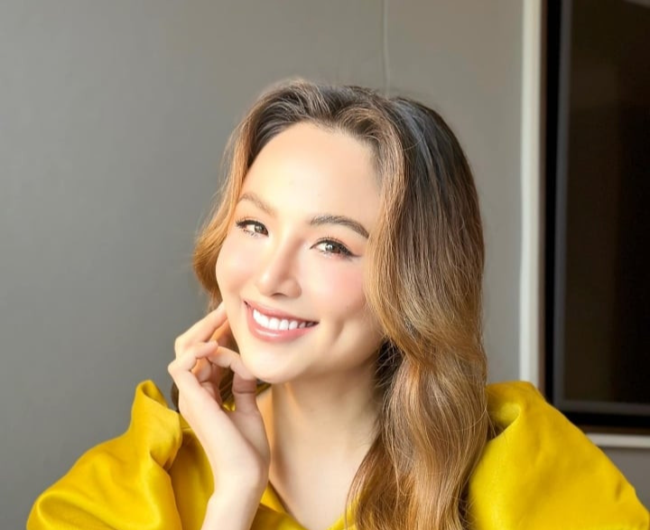 Hoa hậu Diễm Hương ổn định với nghề phun xăm