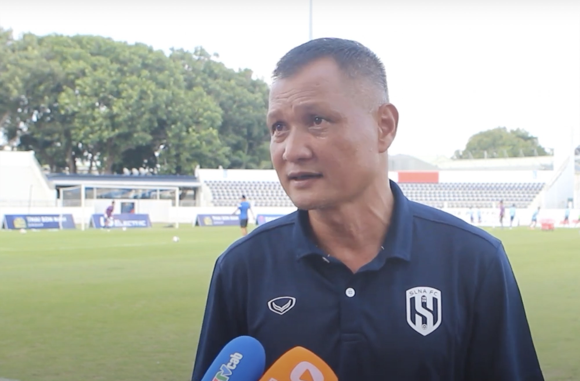 Nghiêm khắc và bao dung