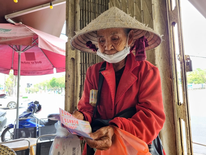 Quảng Nam giao chỉ tiêu bán vé số 430 tỉ đồng năm 2024
