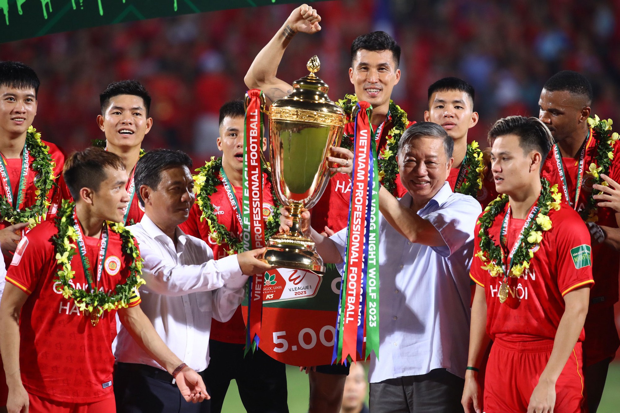 V-League 2023: Công an Hà Nội lên ngôi