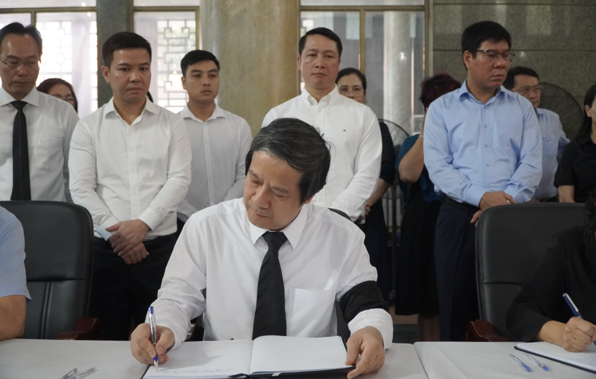 Tiễn biệt nguyên Bộ trưởng Bộ Giáo dục và Đào tạo Trần Hồng Quân