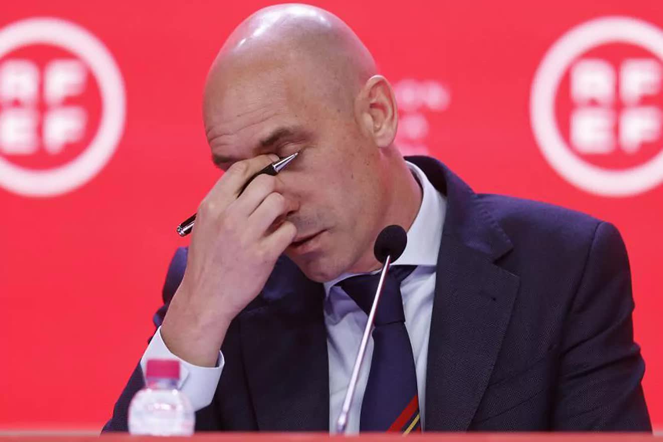 Chủ tịch LĐBĐ Tây Ban Nha từ chức, tự tin sẽ thắng kiện nhà vô địch World Cup