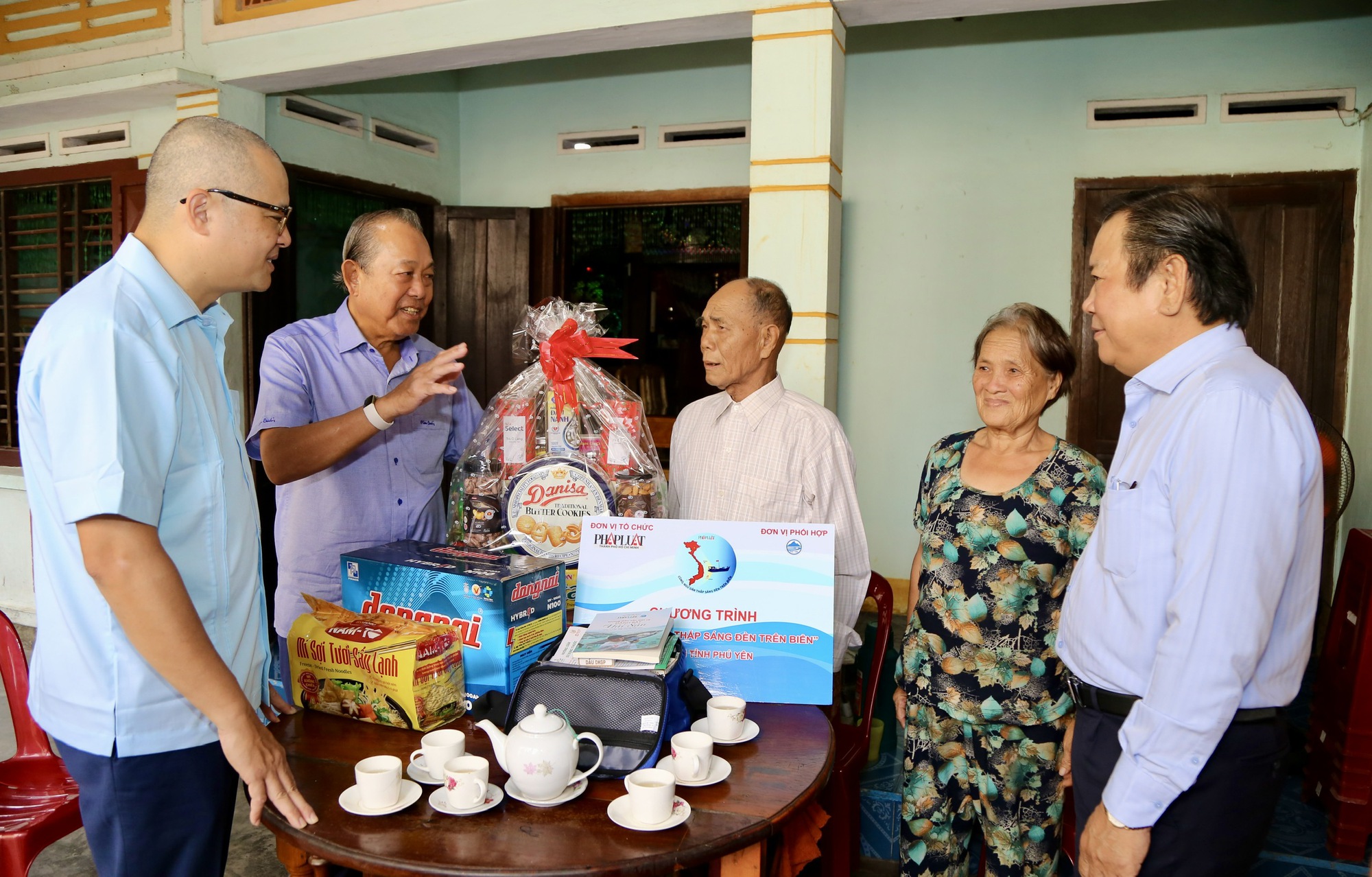 Gỡ kh&oacute; cho ngư d&acirc;n Ph&uacute; Y&ecirc;n - Ảnh 11.