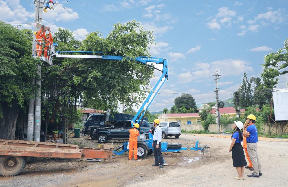 Nhiều hoạt động trao gửi y&ecirc;u thương đến với học sinh tại tỉnh Đắk Lắk v&agrave; Đắk N&ocirc;ng - Ảnh 7.