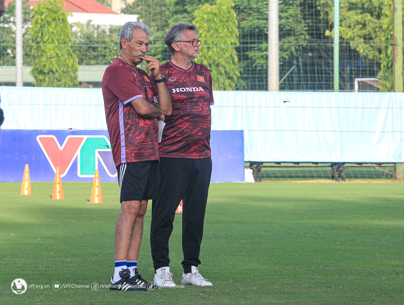 V&eacute; rẻ khi xem U23 Việt Nam đấu v&ograve;ng loại U23 ch&acirc;u &Aacute; 2024 - Ảnh 1.