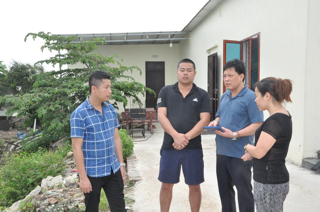 Người đ&agrave;n &ocirc;ng đổ trộm hơn 353 tấn r&aacute;c thải g&acirc;y &ocirc; nhiễm m&ocirc;i trường bị khởi tố - Ảnh 1.