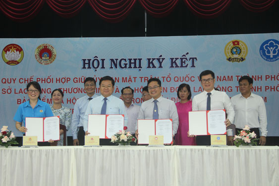 Phối hợp chăm lo việc làm, đời sống người lao động