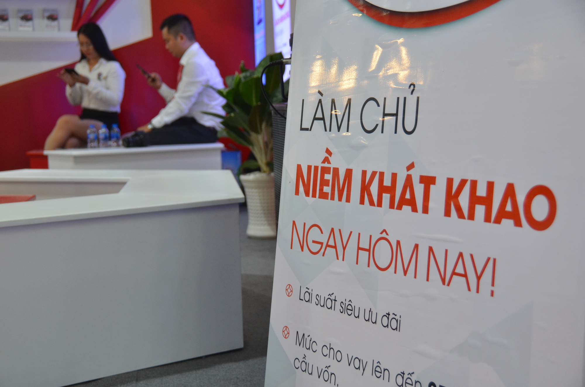 Cho vay tiêu dùng qua thời "gà đẻ trứng vàng"