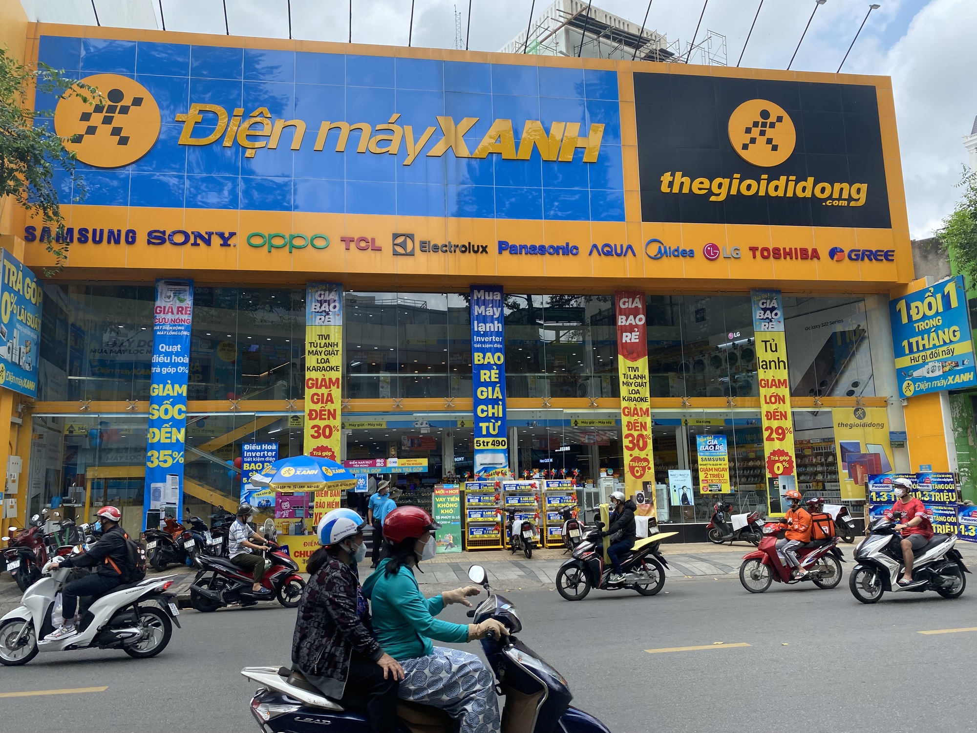 Mạo danh Điện m&aacute;y Xanh để lừa đảo - Ảnh 1.