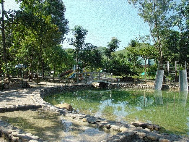 Những suối nước n&oacute;ng nổi tiếng nhất Việt Nam - Ảnh 4.