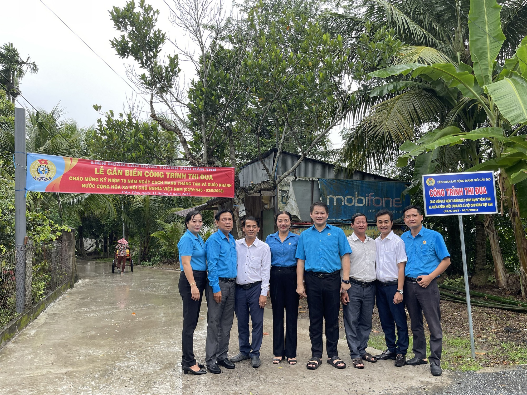Cần Thơ: Gắn biển công trình thi đua chào mừng lễ Quốc khánh 2-9