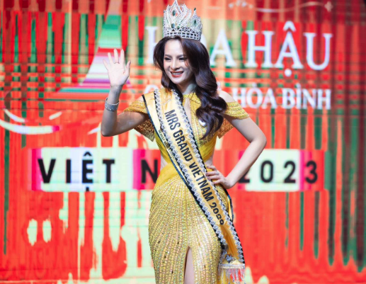 Người đẹp từng trầm cảm đăng quang Hoa hậu Quý bà Hoà bình Việt Nam 2023