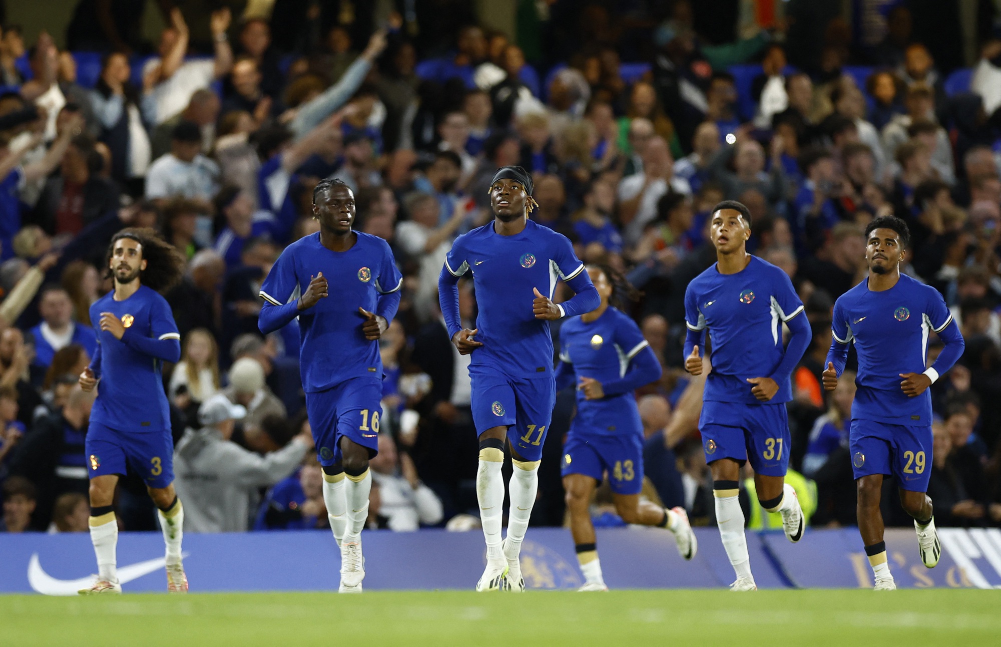 Sao 107 triệu bảng lập c&ocirc;ng, Chelsea thắng chật vật đội b&oacute;ng Hạng tư tại League Cup - Ảnh 3.