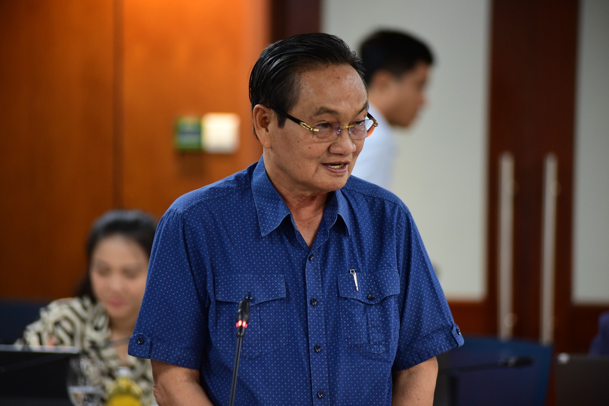 Chủ tịch Phan Văn M&atilde;i: L&agrave;m c&ocirc;ng chức TP HCM kh&ocirc;ng gi&agrave;u nhưng đủ sống - Ảnh 3.