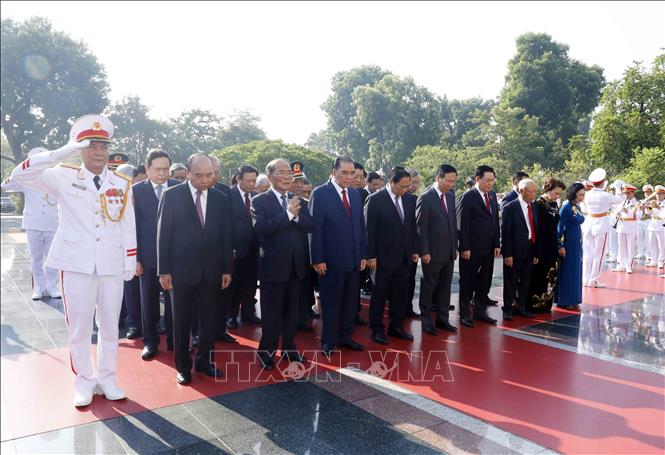 Quốc khánh 2-9: Lãnh đạo Đảng, Nhà nước vào Lăng viếng Chủ tịch Hồ Chí Minh - Ảnh 5.