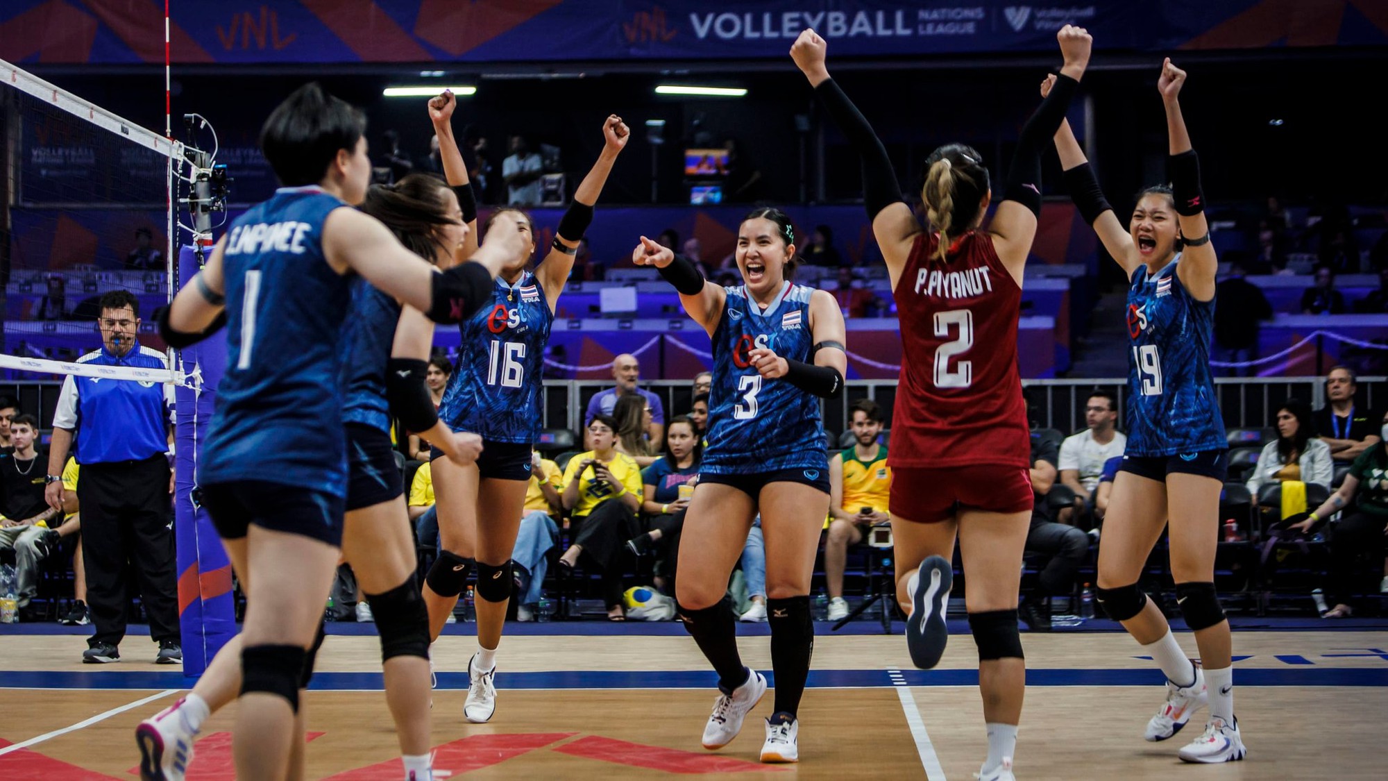 Tuyển bóng chuyền nữ Việt Nam thắng Philippines trận mở màn SEA V-League - Ảnh 8.